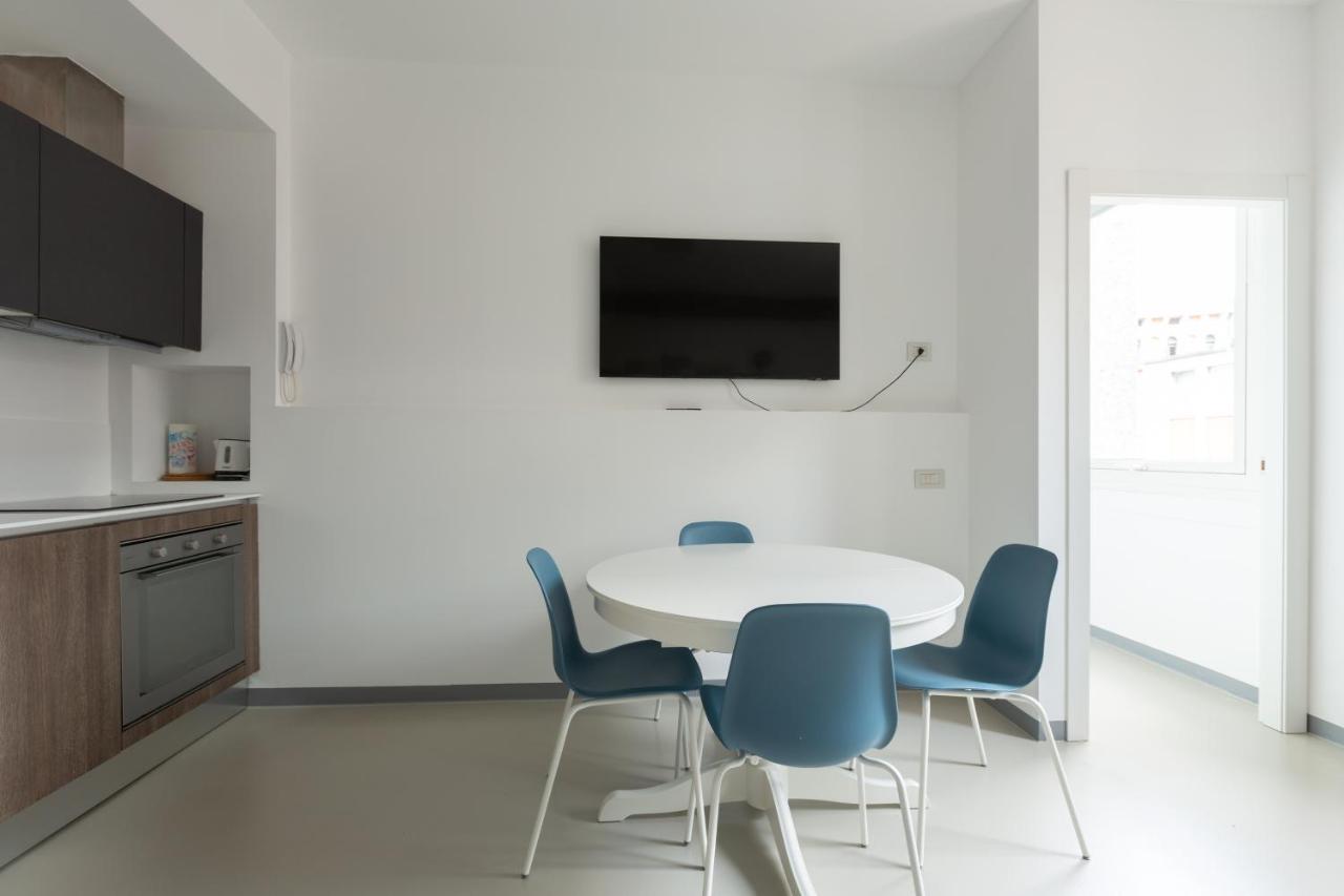 밀라노 Porta Nuova Bright And Stylish Flat 아파트 외부 사진